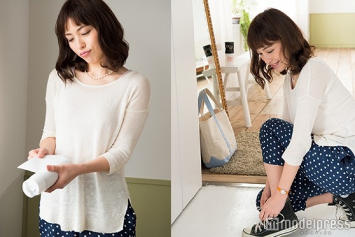 昔はボトルに紙を巻いてデザインを隠していたが、今は見た目もスタイリッシュだからおしゃれな玄関に（画像提供：セブン＆アイ出版）