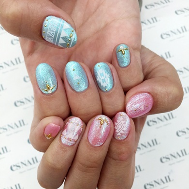 ネイティブ柄が派手に（画像提供：esNAIL）