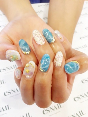 ターコイズで海っぽく（画像提供：esNAIL）