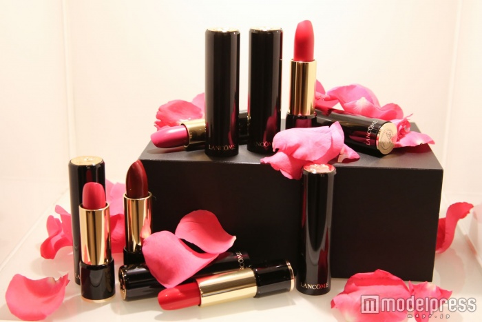 （C）モデルプレス