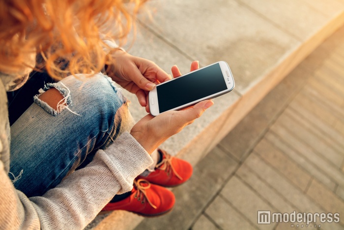 彼女まであとちょっと…彼の心をぎゅっと掴むLINEでアピール開始（photo by determined／Fotolia）