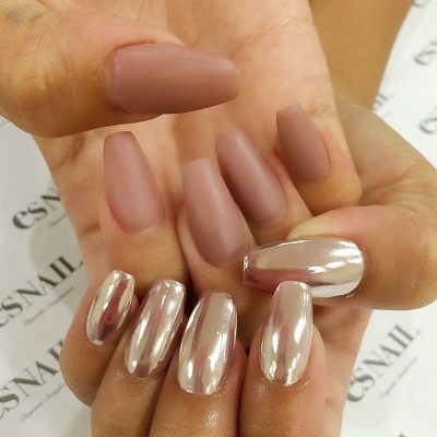 ピンクブラウン（画像提供：esNAIL）