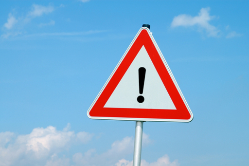 注意を促す看板の写真