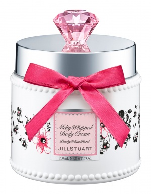 「メルティホイップ ボディクリーム」／200ｇ／3,000円（税抜）／画像提供：JILL STUART