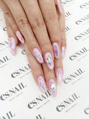 オーロラネイル（画像提供：esNAIL）