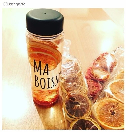 「フォンダンウォーター」って知ってる?韓国でブームのドリンクが秋にぴったり/7seaspastaさんInstagram