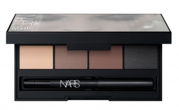 ルッククローサー アイシャドーパレット（NARSデパートカウンター限定）／画像提供：NARS