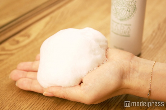 汚肌を防ぐには清潔で優しい化粧品を使いましょう