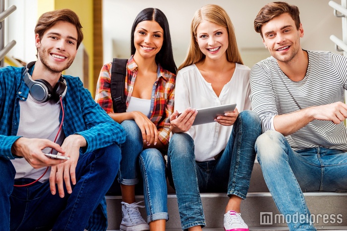 彼の友達を好きになっちゃった時の対処法5つ（photo by gstockstudio／Fotolia）
