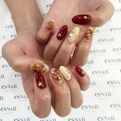 べっ甲＆塗りかけ（画像提供：esNAIL）