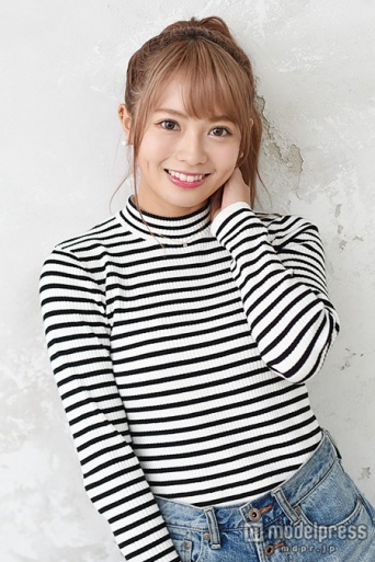 鈴木あや「何も塗らない」美肌術を公開　美容テクに注目集める（C）モデルプレス