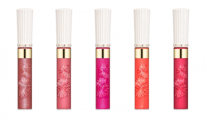 ポール ＆ ジョー リップグロス リミテッド（左から）001 マルベリースパイス、002 クリスマスウィッシュ、003 砂糖菓子、004 ベリーメリー、005 リボン結び／画像提供：PAUL & JOE BEAUTE