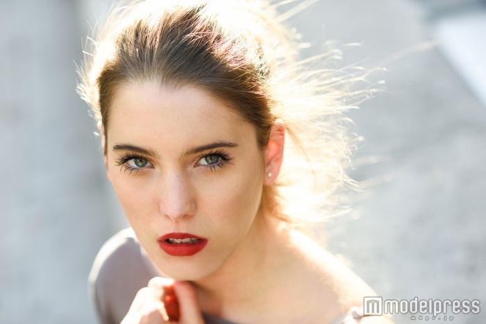 「ハーフ顔になりたい！」を阻害する間違ったメイク法（Photo by javiindy／Fotolia）