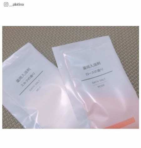 プチプラで贅沢なバスタイム！無印良品「薬用入浴剤」でぷるぷる美肌／__.platinaさんInstagramより
