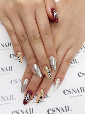 ブロッキングで上品に（画像提供：esNAIL）