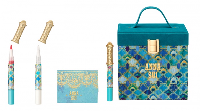 【2016年クリスマスコスメ】「アナ スイ」ヴェルベットのような唇を叶える新感覚ルージュに注目／画像提供：ANNA SUI