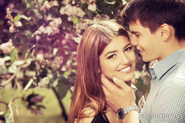 プチイメチェンで視線集中(photo by Andrey Kiselev/Fotolia)