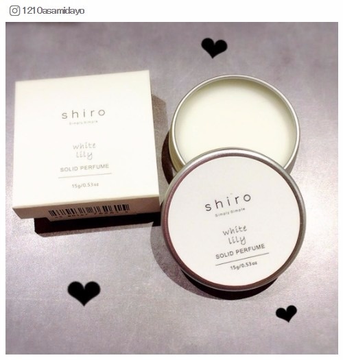 「練り香水」ブーム到来!モテ女子の必携アイテム/1210asamidayoさんinstagramより