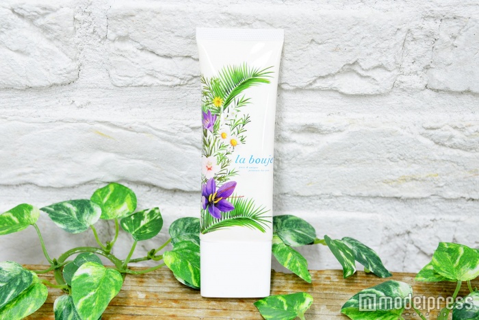 とろみのある生石鹸でお肌を傷つけない