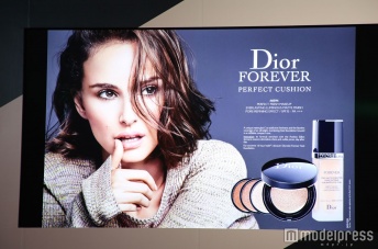 (C)モデルプレス