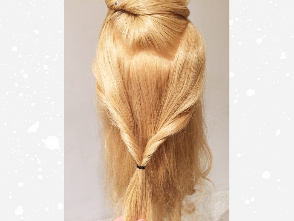 くるりんぱで作れる、簡単ローポニテールアレンジ