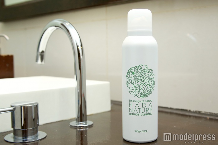 クレンジングをしながらエイジングケアも（C）モデルプレス