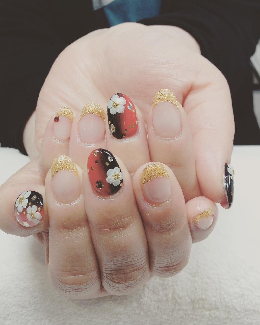 こっくりカラーがとってもキュート♪今年の冬はレトロネイル♡_image3