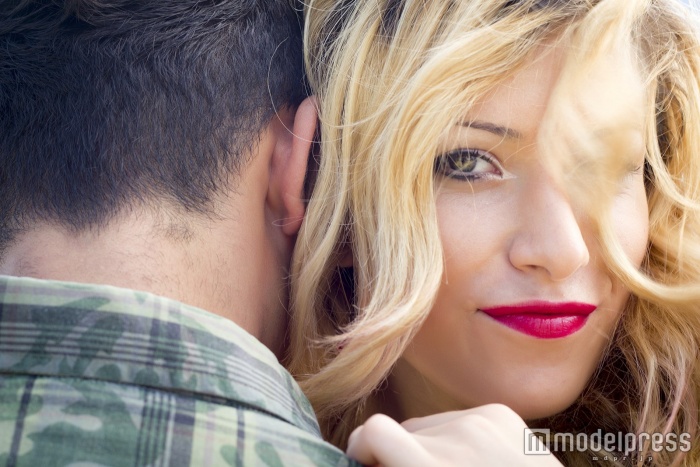 瞳を武器に彼の心をGET(photo by ellisia/Fotolia)