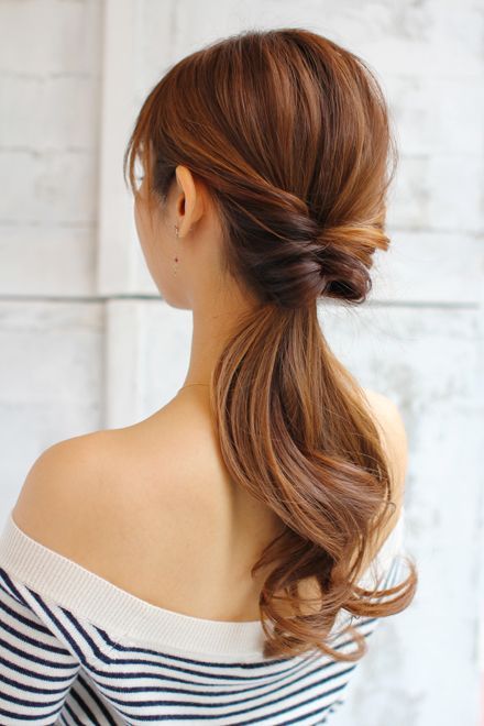 2016年秋冬もキテます！抜け感たっぷりのローポニーの作り方_image2