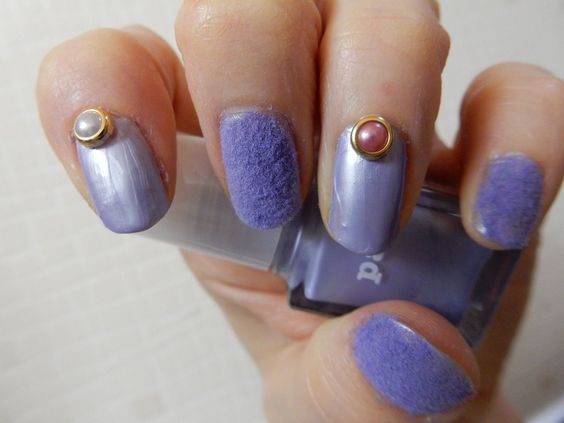 秋冬限定のふわもこ感♡セルフでもできるファーネイルとカワイイネイルデザイン_image4