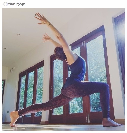 「ハイランジ」が地味にスゴイ！1ポーズがもたらすダイエット効果／zoneinyogaさんInstagram