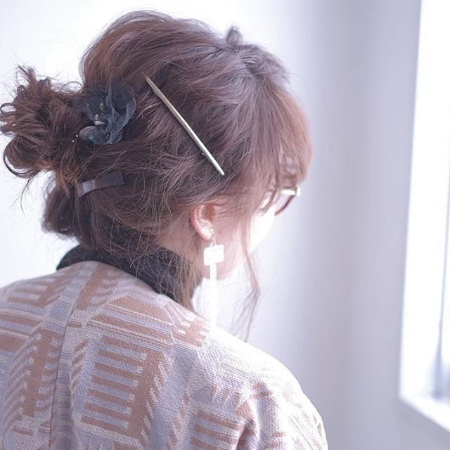 保存版！簡単可愛いルーズさが魅力のお団子ヘア集めました♡_image6