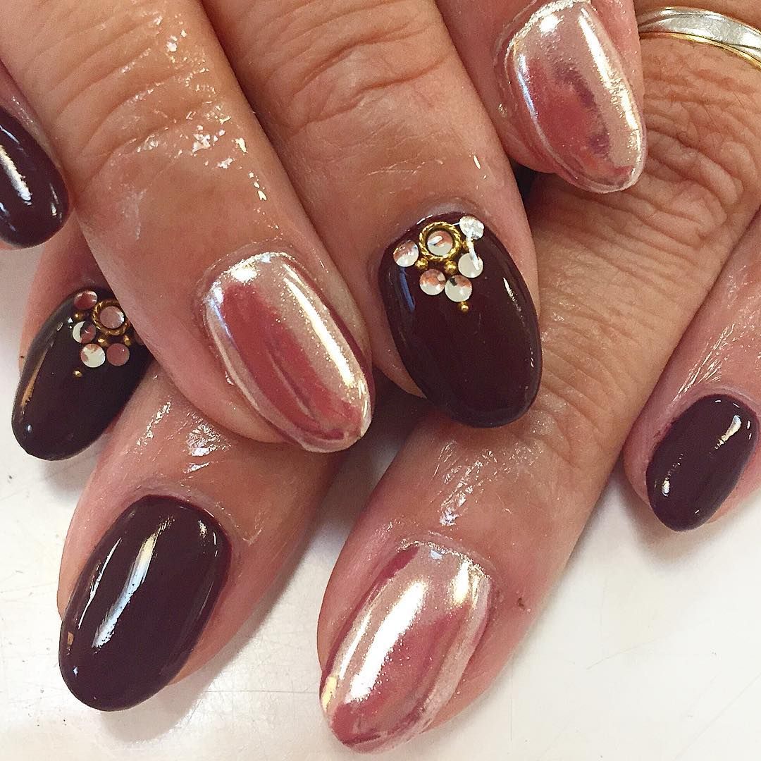 オフィスでもOK！ボルドーをさりげなく取り入れた大人上品ネイル♡_image9