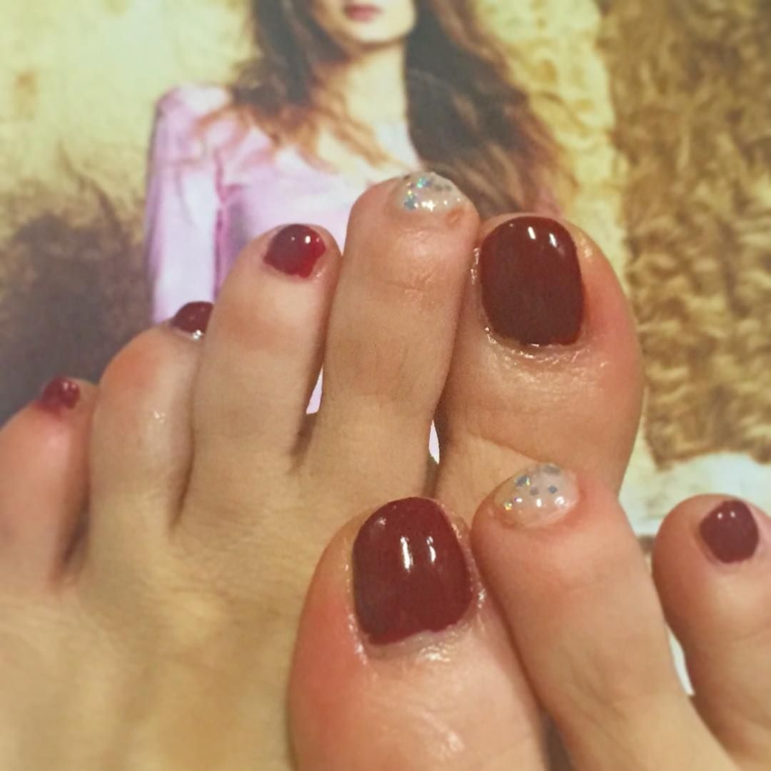 オフィスでもOK！ボルドーをさりげなく取り入れた大人上品ネイル♡_image15