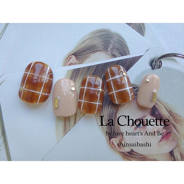 オトナ女子の御用達♡秋冬の定番べっ甲ネイルはセルフネイルで_image4