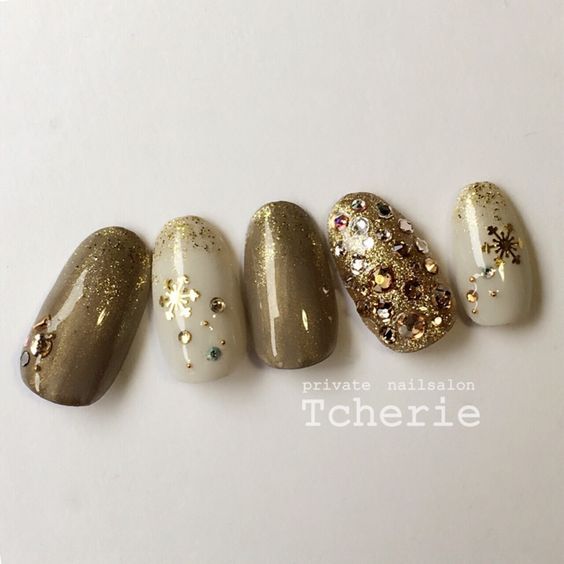 パーティーにもデートにも♡冬におすすめのジェルネイルデザイン集_image5