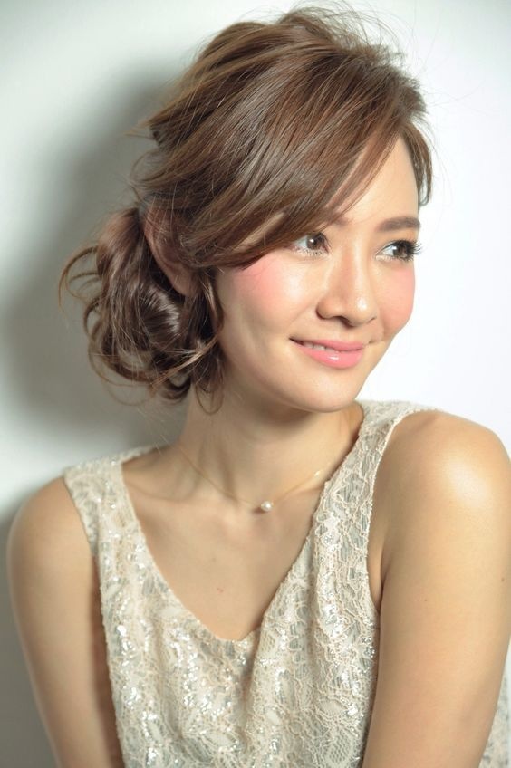 オシャレ女子ならマスターしよう♡乙女の憧れ、ゆるふわシニヨンが素敵！_image1