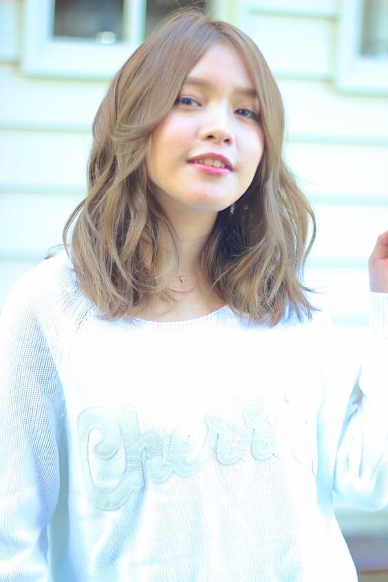 冬に向けて重めスタイルがおすすめ♪無造作感が可愛いナチュラルなセミロングヘア特集♡_image1