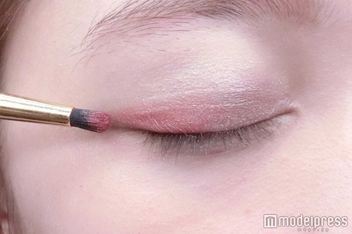 ボルドーカラーを投入/モデル:小澤しぇいん