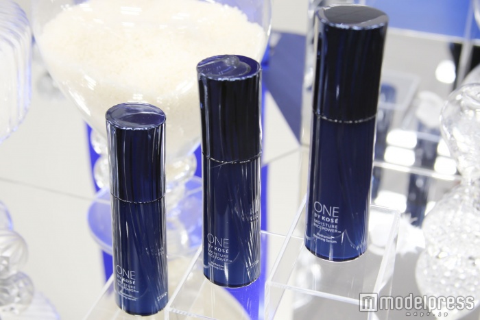 ONE BY KOSE 薬用保湿美容液 ／ 60ml 5,000円（税抜）（C）モデルプレス