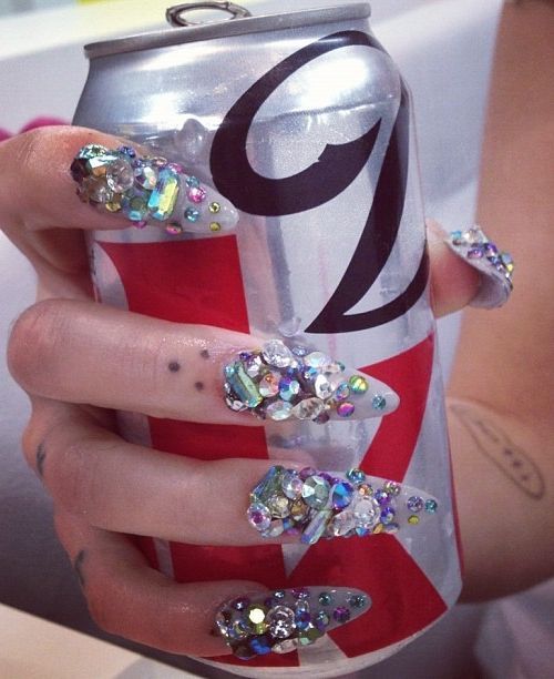 冬だからこそメタリック&クールに♡流行直前のサイバーネイルを直撃!_image2