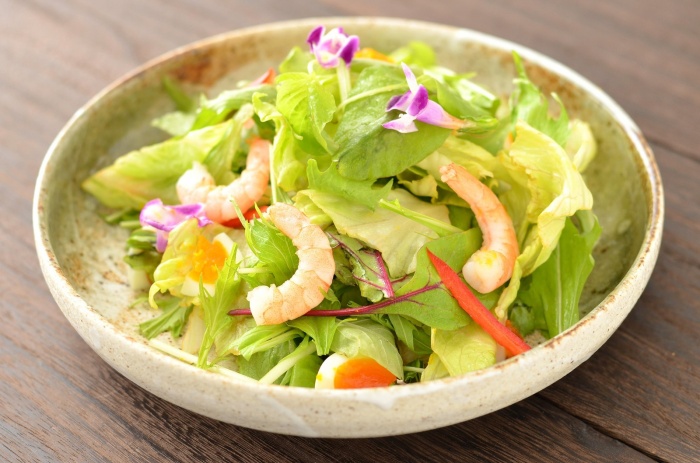 卵や海鮮物など高タンパク質なものもオススメ/photo by 写真素材ぱくたそ