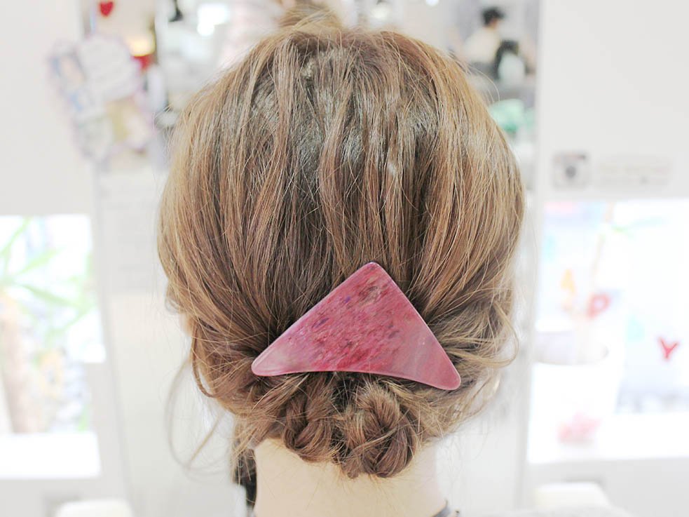 飾りを付けると、より華やかに見えます