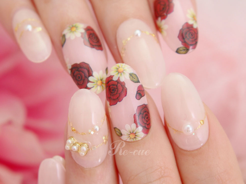 赤いバラの魅力。エアブラシを使ったバラモチーフの描き方