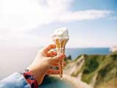 ＼夏季限定／シュークリーム専門店が手がけるシューソフトはもう食べた？