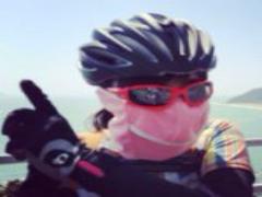 穴あけパンチを活用させる？！ どんどん広がるセルフネイルの世界＊。