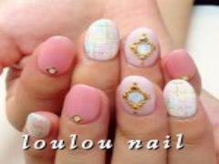 レトロとモダンの組み合わせ◎「 幾何学ネイル 」がはんなり浴衣を華やかに