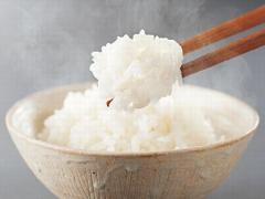 ○○○を入れて炊くと、ご飯のカロリー60％OFF！ダイエット中も我慢いらず♡