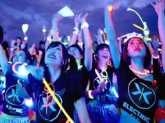 日本初上陸！みんな待ってたイベントSlide the City　COMING SOON♡！