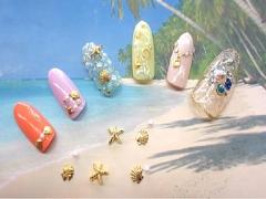 きらりと輝く星。スターフィッシュネイルでとびっきりの夏を指先に閉じ込めて